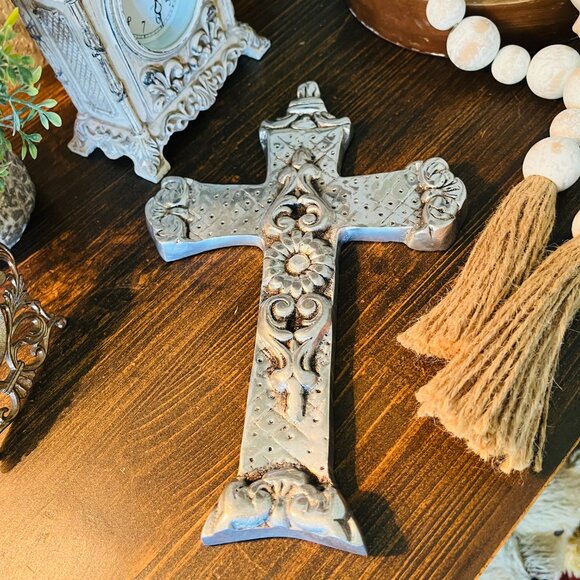 VTG Silver cross made in Mexico - Picture 3 of 6